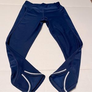 VOGO Athletica Womens Size Small Navy Blue Capri Leggings Athletic Workout Yoga‎